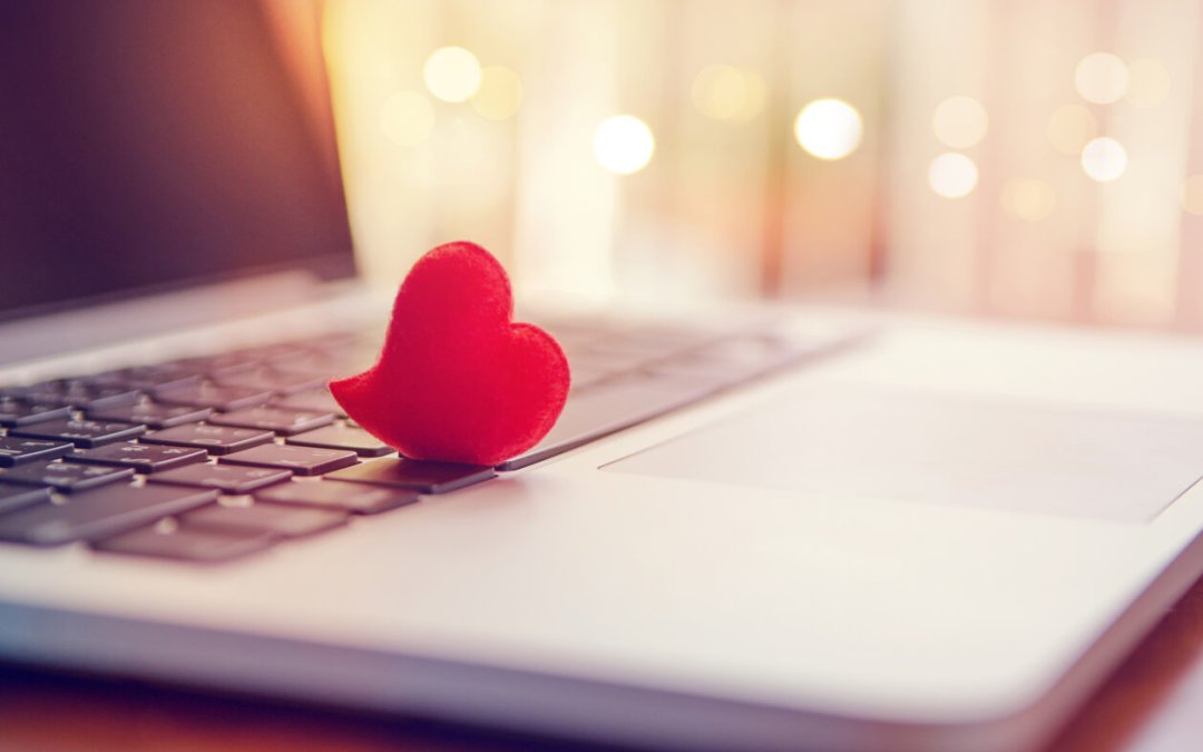 Let Customers Fall in Love with Your Valentine’s Day Email Campaign